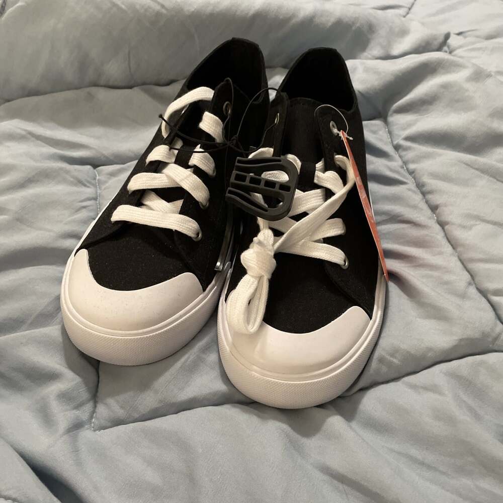 wonder nation size 6 for boys, black shoes